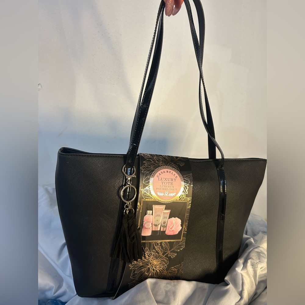 Brand new luxury reusable zippered tote filled with bath products